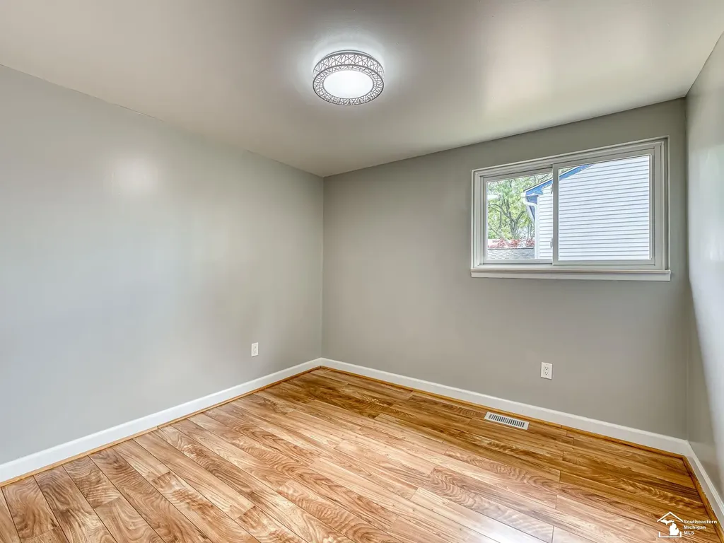 25837 Badger Street Brownstown Charter Township MI 48134