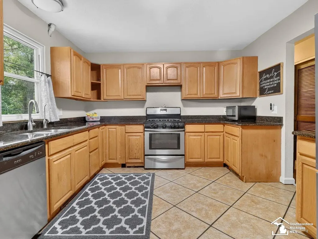 11589 Brookshire Drive Bedford Township MI 48182
