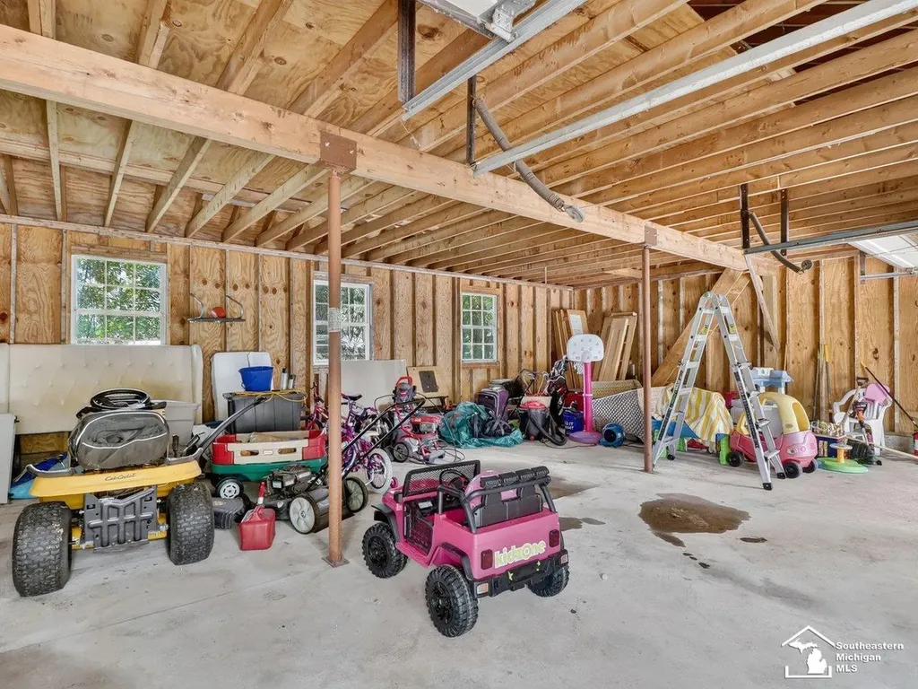 11589 Brookshire Drive Bedford Township MI 48182
