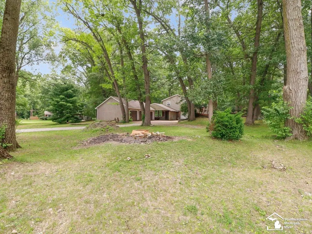11589 Brookshire Drive Bedford Township MI 48182