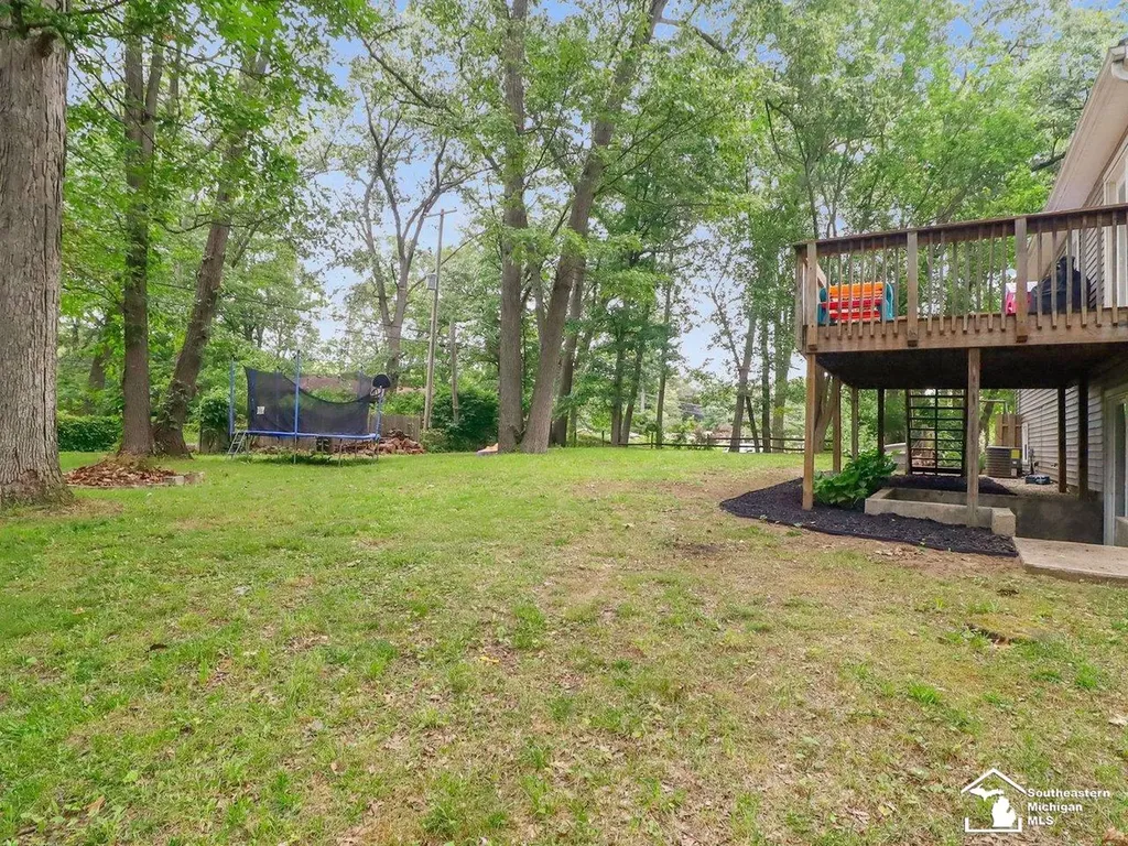 11589 Brookshire Drive Bedford Township MI 48182