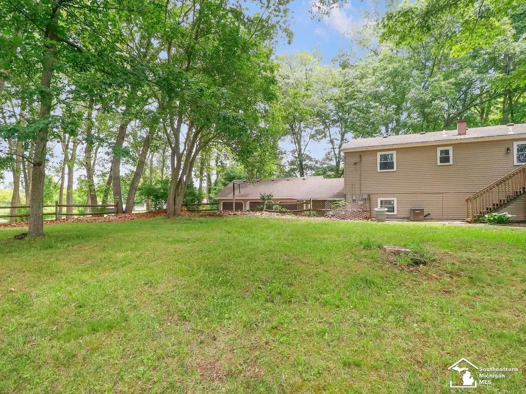 11589 Brookshire Drive Bedford Township MI 48182