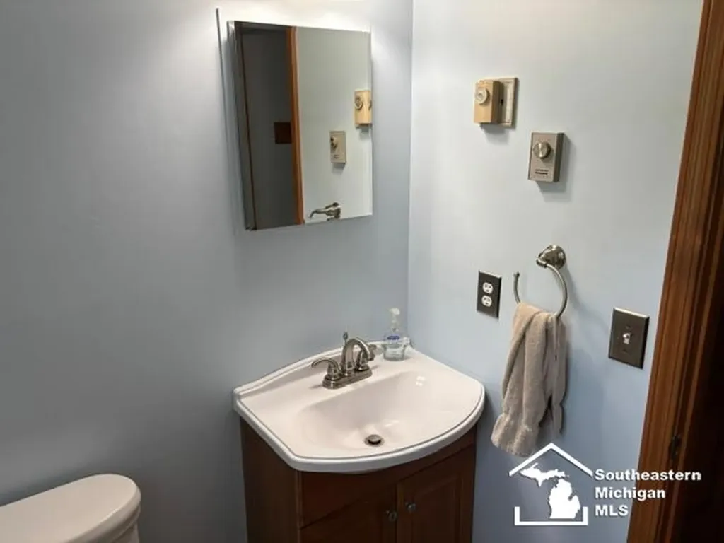 135 Crampton Drive Monroe City MI 48162