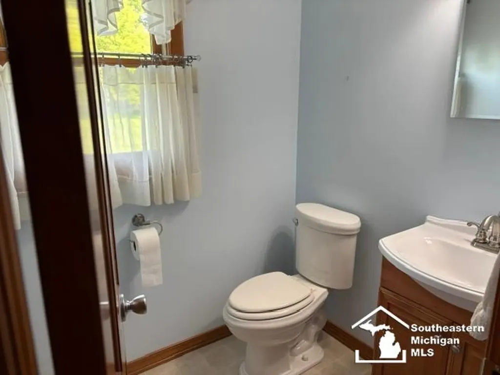 135 Crampton Drive Monroe City MI 48162