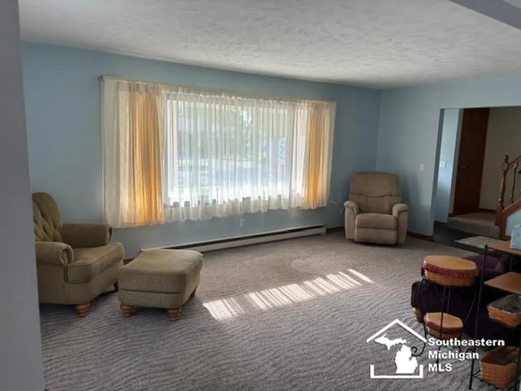 135 Crampton Drive Monroe City MI 48162