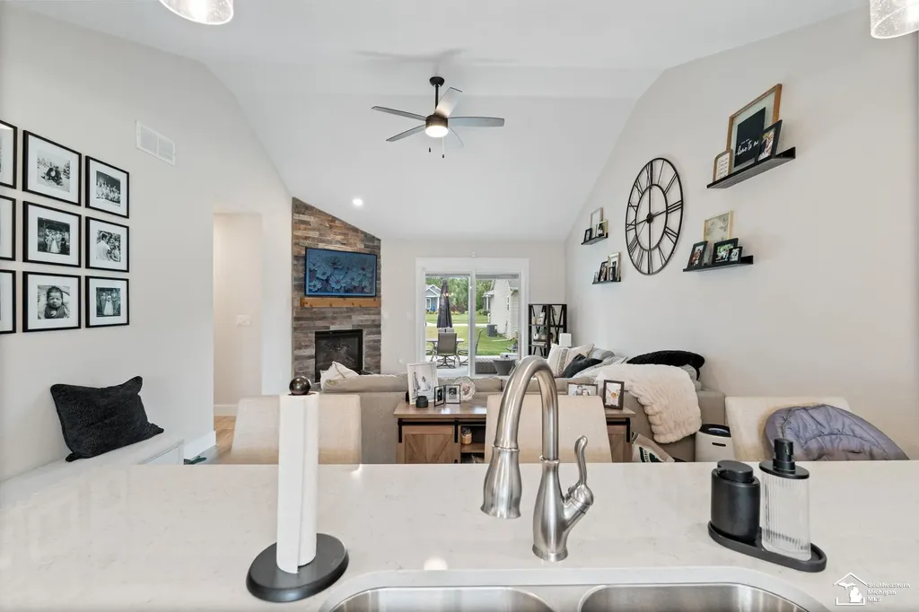 4157 Caitlin Court Bedford Township MI 48144