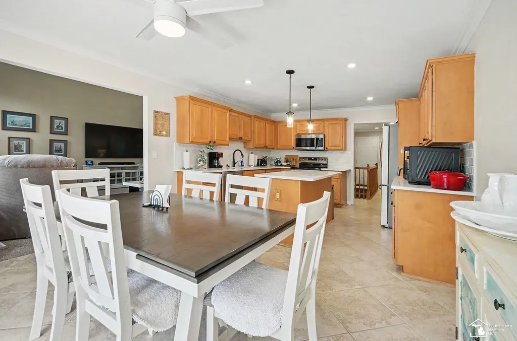 16732 English Garden Drive Macomb Township MI 48042