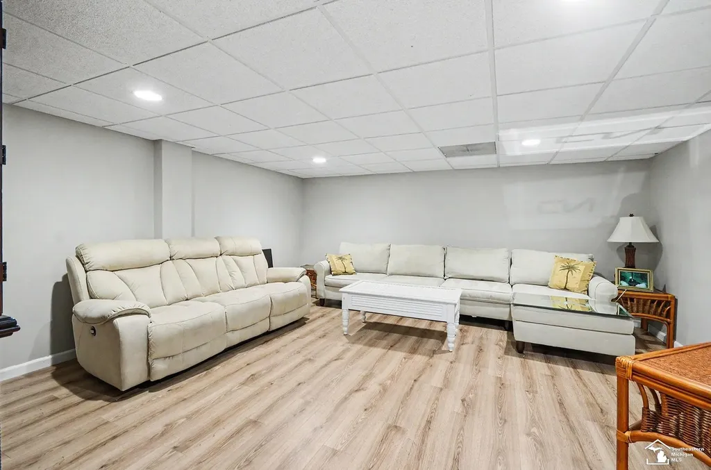 16732 English Garden Drive Macomb Township MI 48042