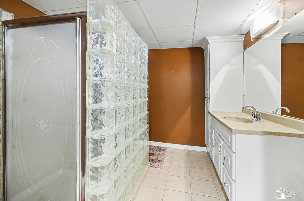 16732 English Garden Drive Macomb Township MI 48042