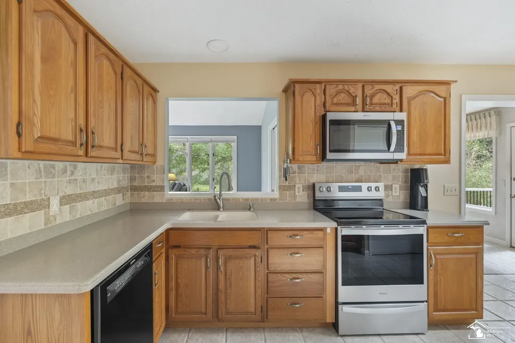 10735 Secor Road Bedford Township MI 48182