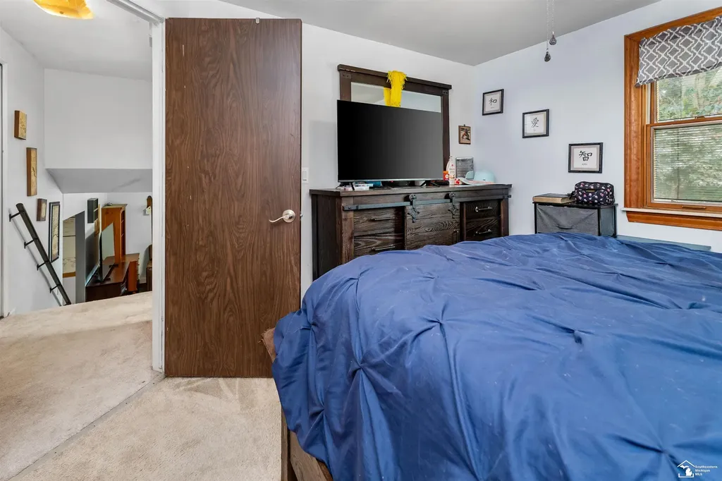 30374 Torry Avenue Flat Rock City MI 48134