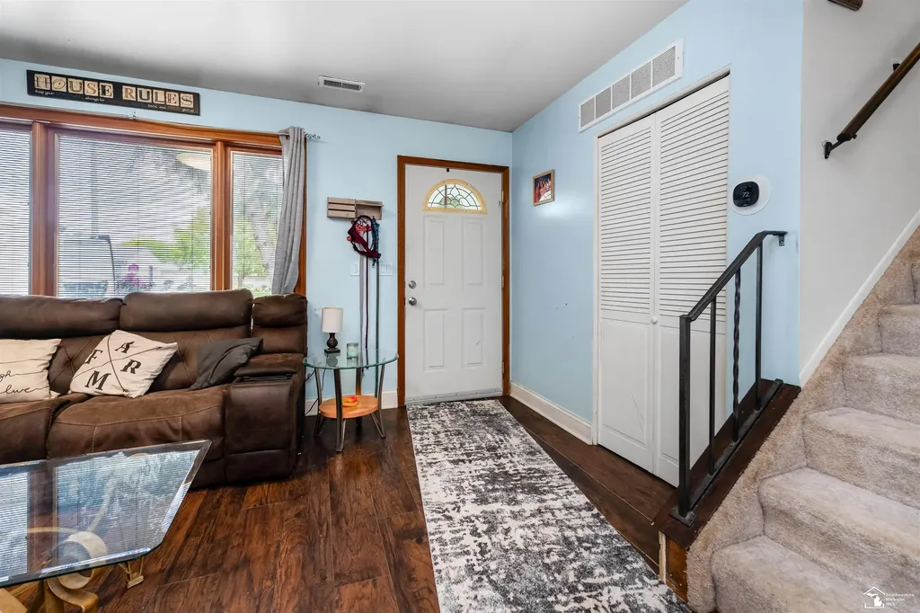 30374 Torry Avenue Flat Rock City MI 48134