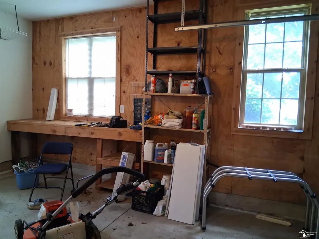 3123 E 10th Street Frenchtown Township MI 48162