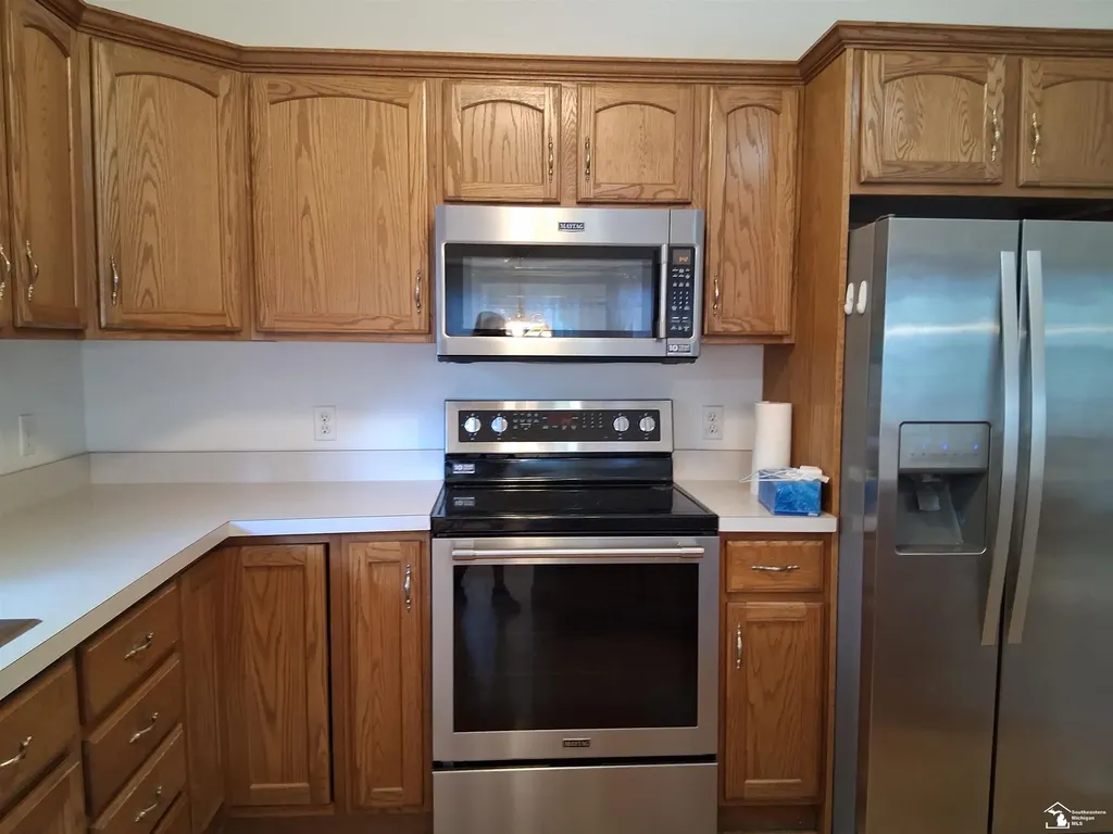 3123 E 10th Street Frenchtown Township MI 48162