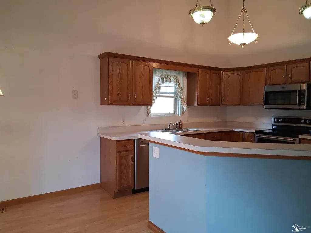 3123 E 10th Street Frenchtown Township MI 48162