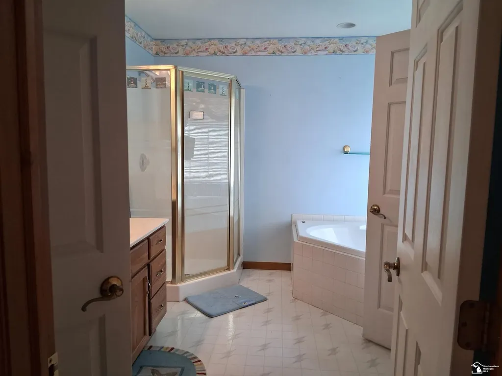 3123 E 10th Street Frenchtown Township MI 48162