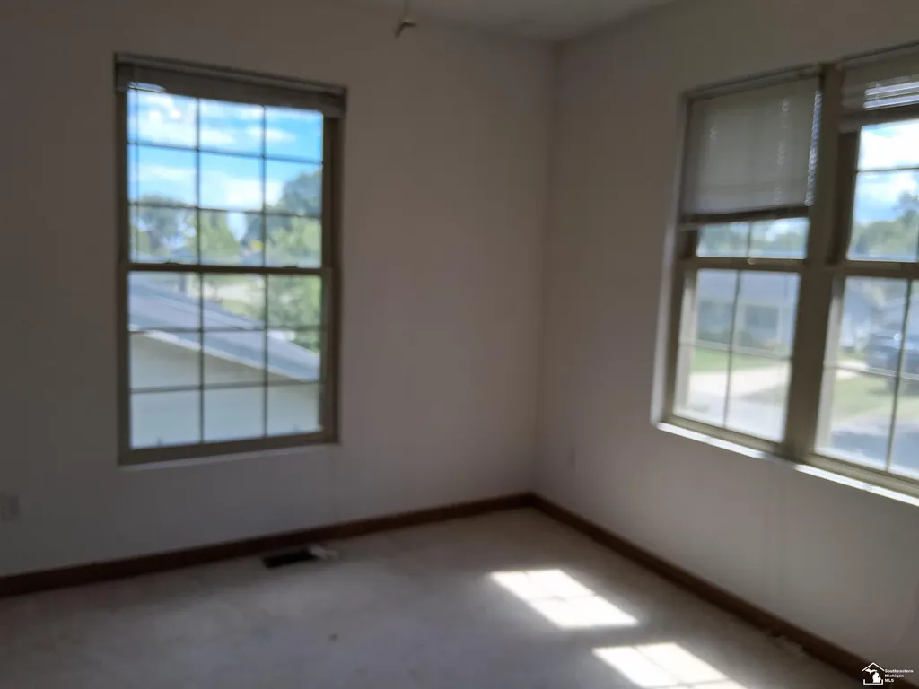 3123 E 10th Street Frenchtown Township MI 48162