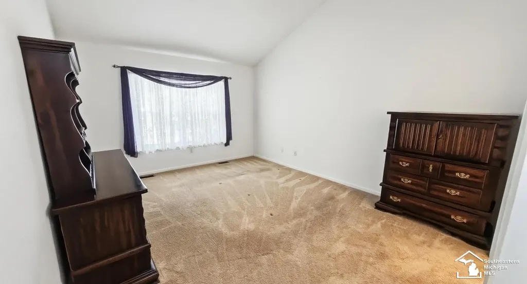 5492 Elmhurst Drive Trenton City MI 48183