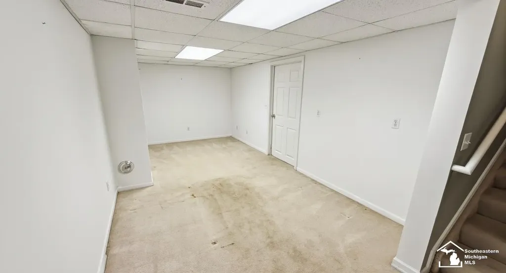 5492 Elmhurst Drive Trenton City MI 48183