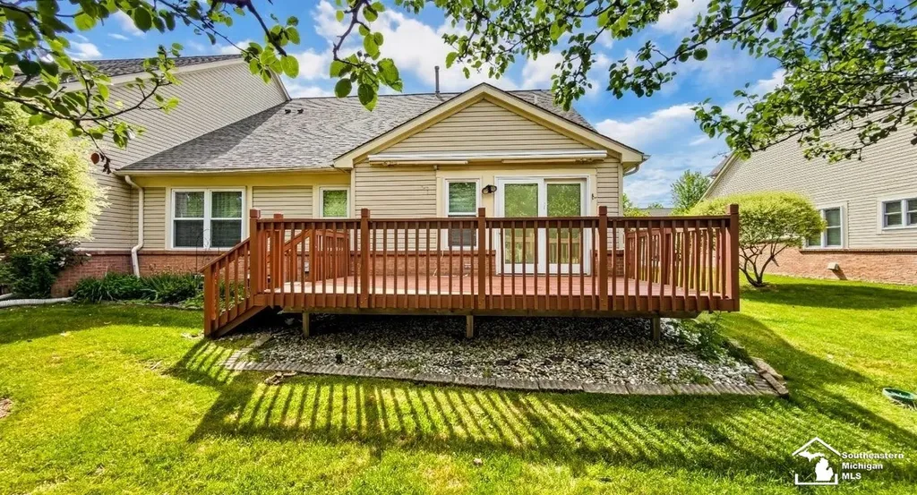 5492 Elmhurst Drive Trenton City MI 48183