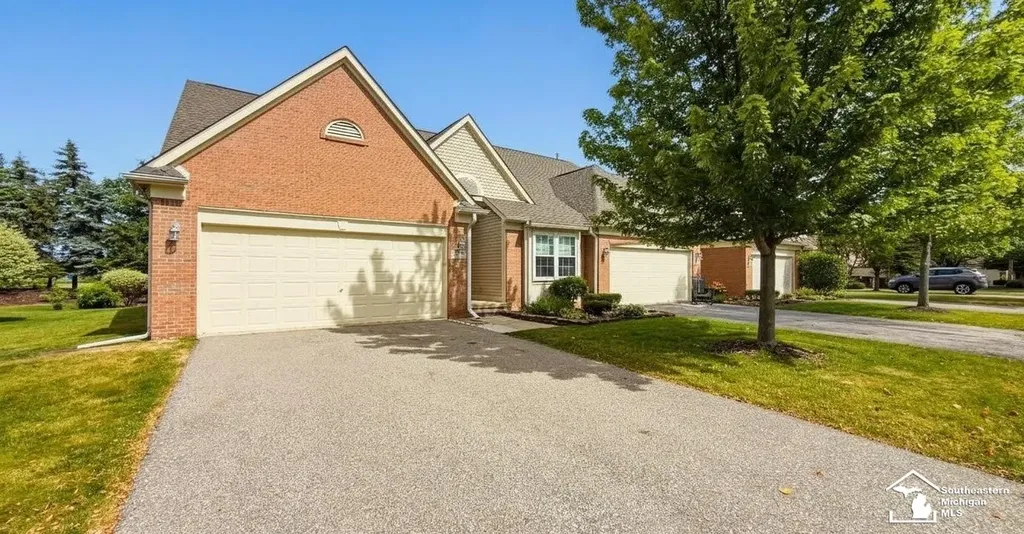 5492 Elmhurst Drive Trenton City MI 48183