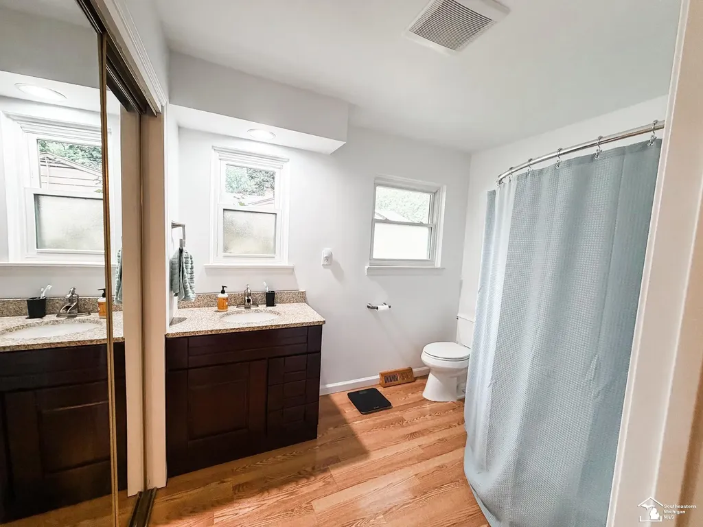 9836 Pamela Drive Bedford Township MI 48182