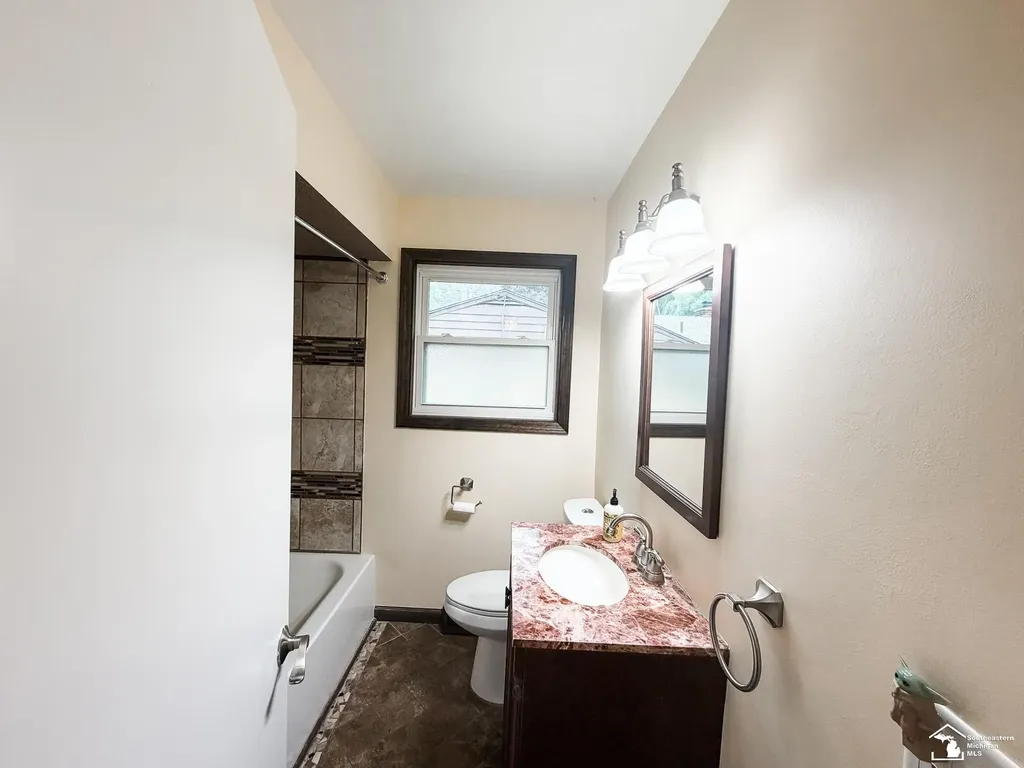 9836 Pamela Drive Bedford Township MI 48182
