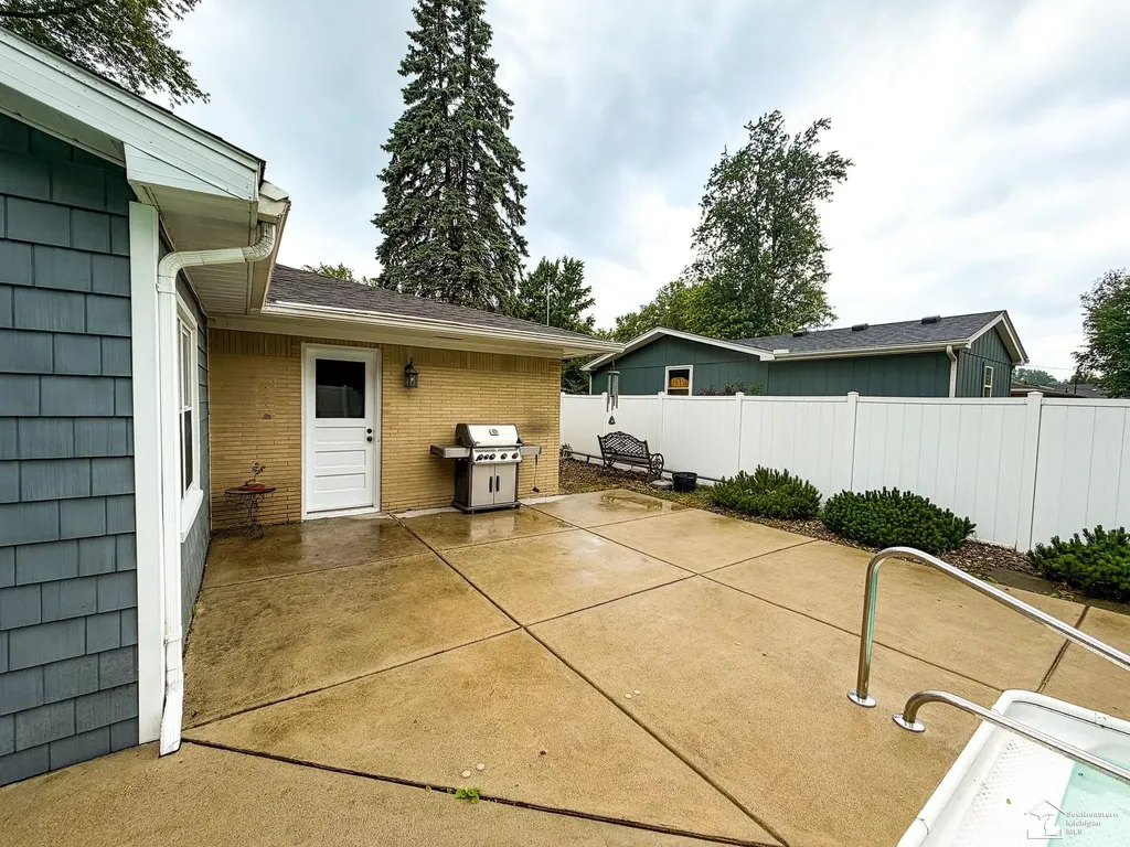 9836 Pamela Drive Bedford Township MI 48182