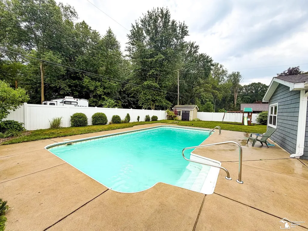 9836 Pamela Drive Bedford Township MI 48182