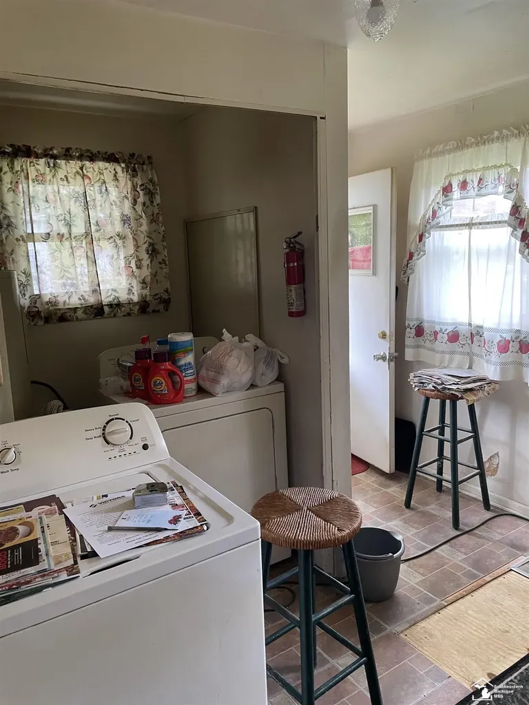 809 Pipis Drive Frenchtown Township MI 48162