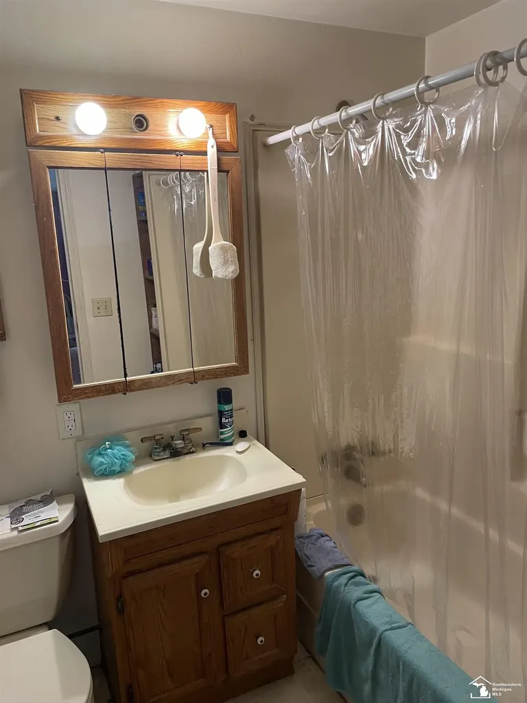 809 Pipis Drive Frenchtown Township MI 48162