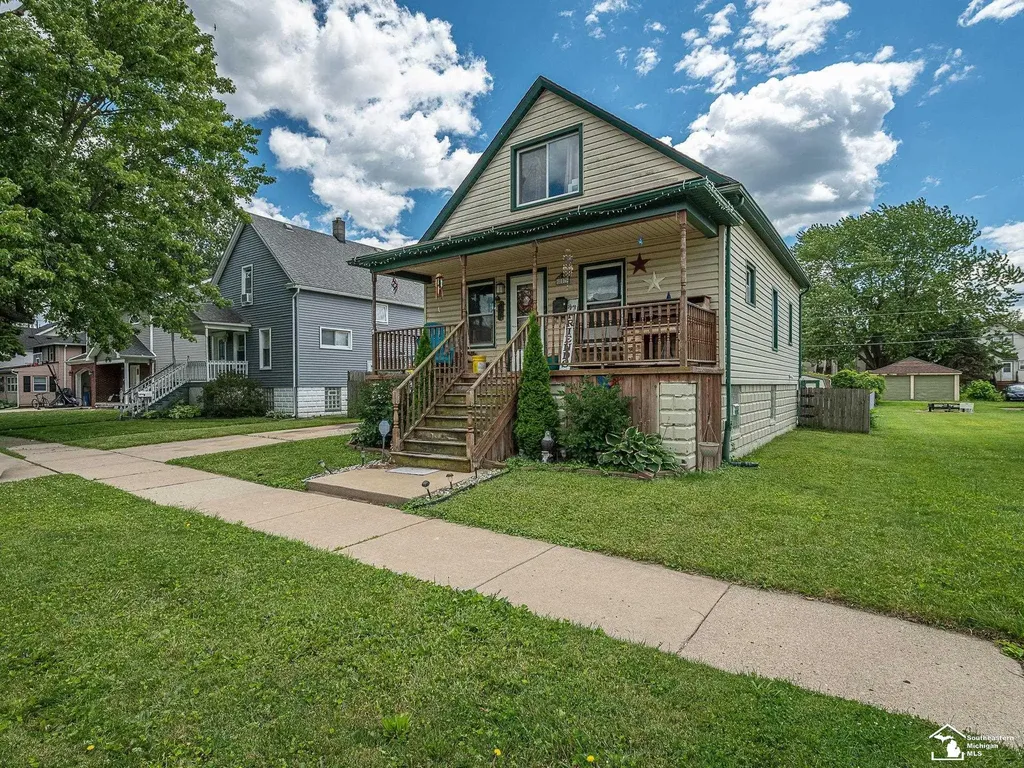 857 Plum Street Wyandotte City MI 48192