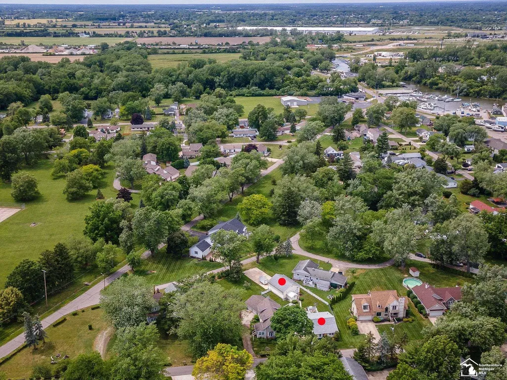 13857 Lake Drive Monroe Charter Township MI 48161