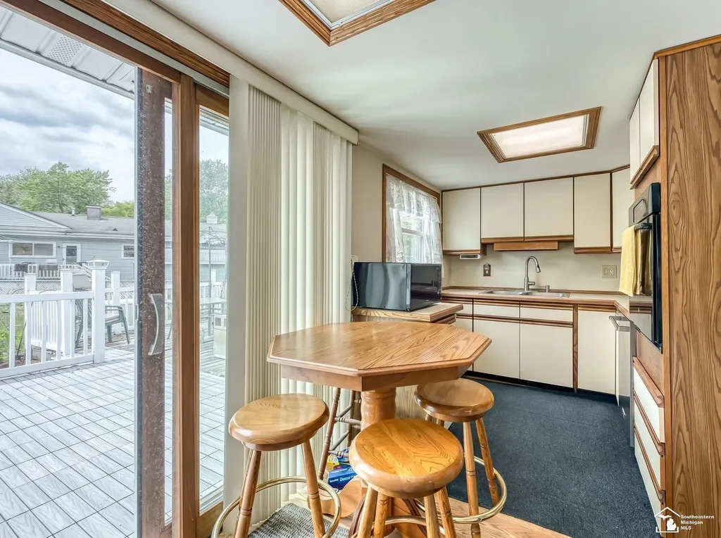 13857 Lake Drive Monroe Charter Township MI 48161