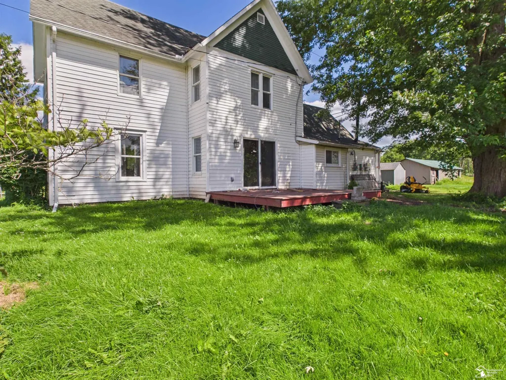 6068 Talladay Road Augusta Charter Township MI 48160