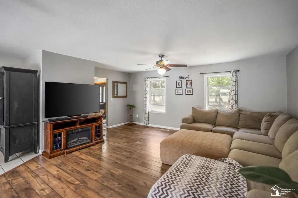 3092 W Temperance Road Bedford Township MI 48182