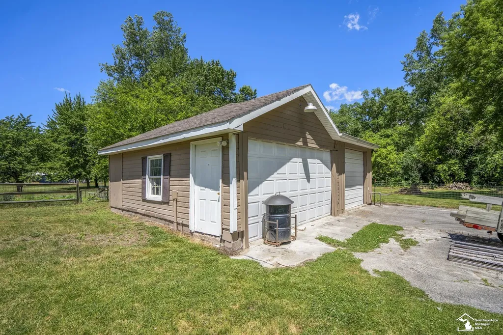 3092 W Temperance Road Bedford Township MI 48182