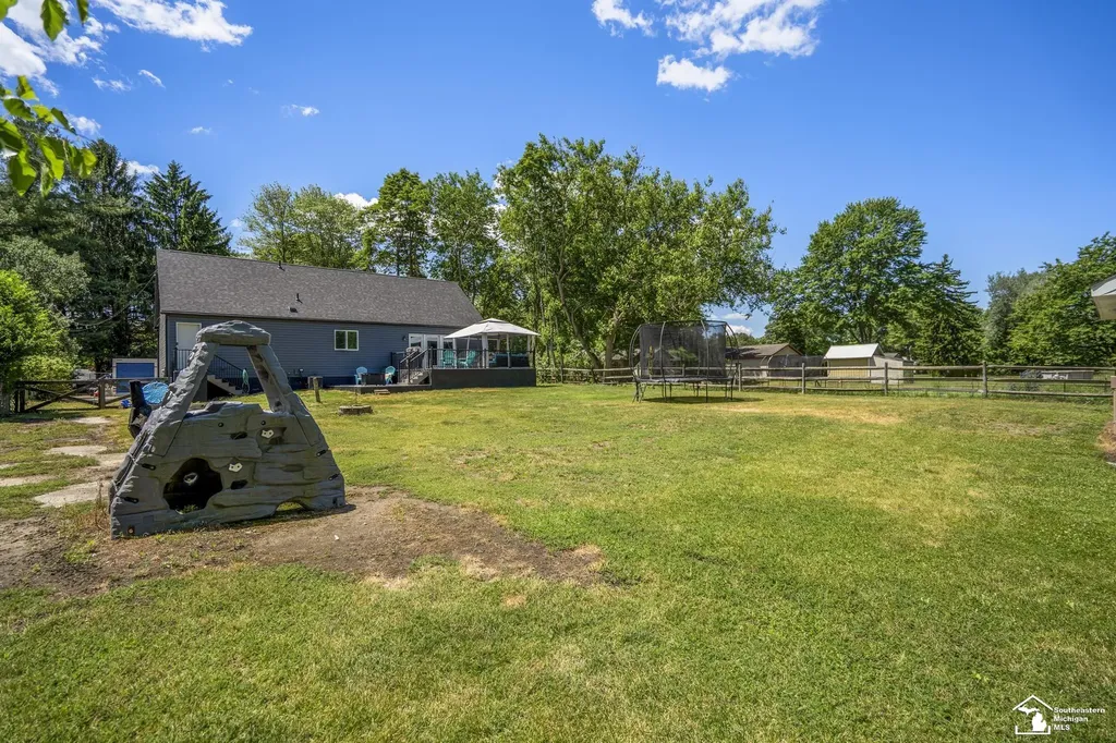 3092 W Temperance Road Bedford Township MI 48182