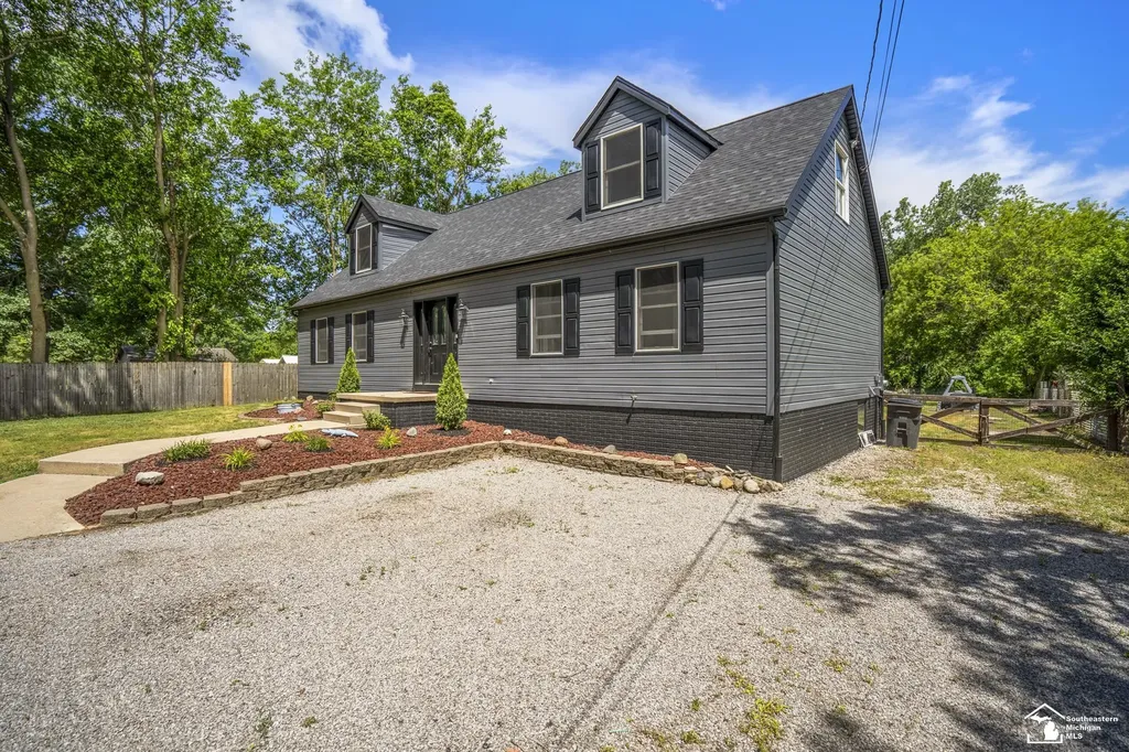 3092 W Temperance Road Bedford Township MI 48182