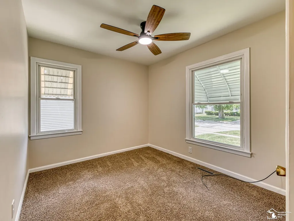 713 Roeder Street Monroe City MI 48161