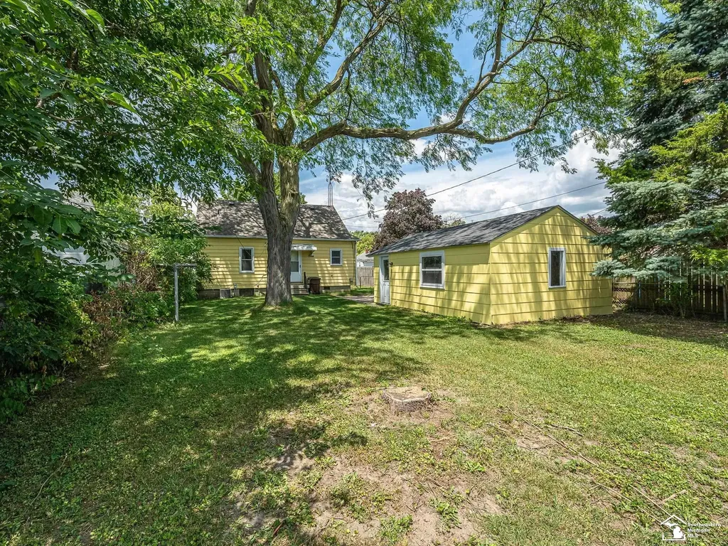713 Roeder Street Monroe City MI 48161