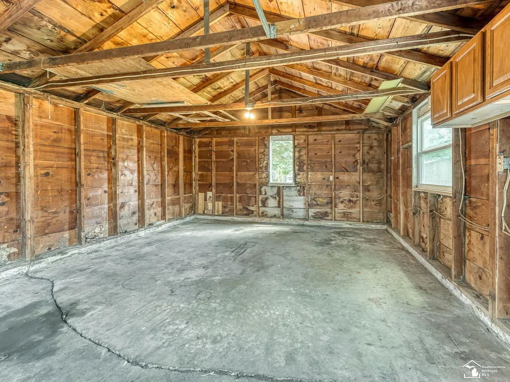713 Roeder Street Monroe City MI 48161