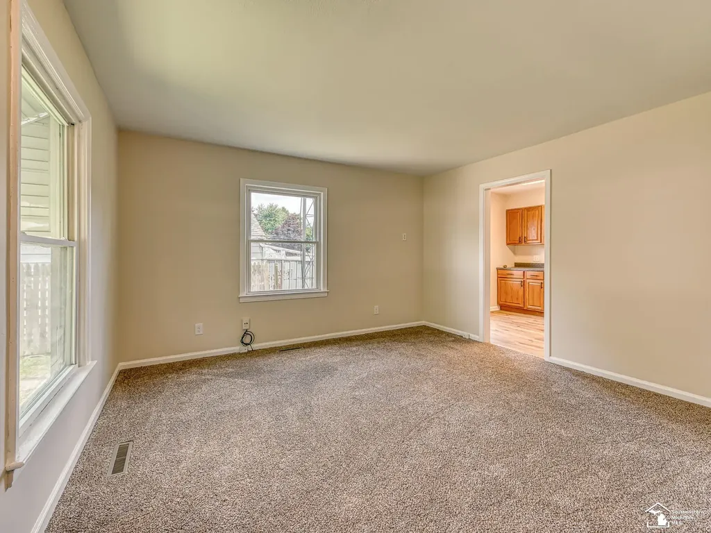 713 Roeder Street Monroe City MI 48161