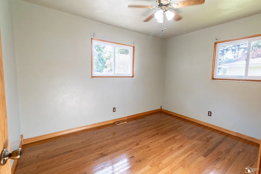 8940 Woodside Drive Bedford Township MI 48182