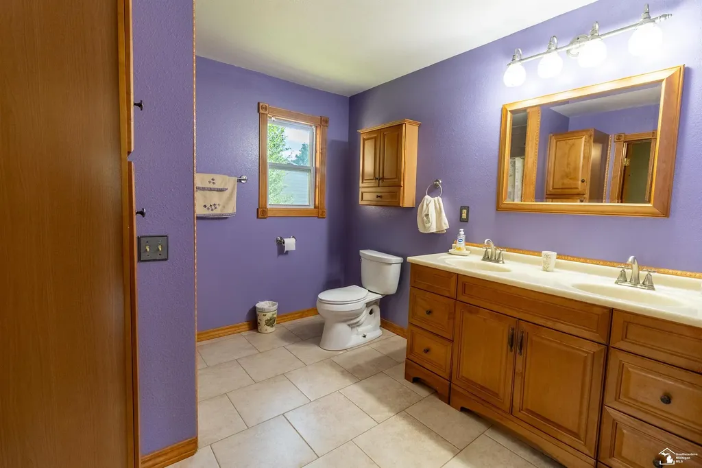 8940 Woodside Drive Bedford Township MI 48182