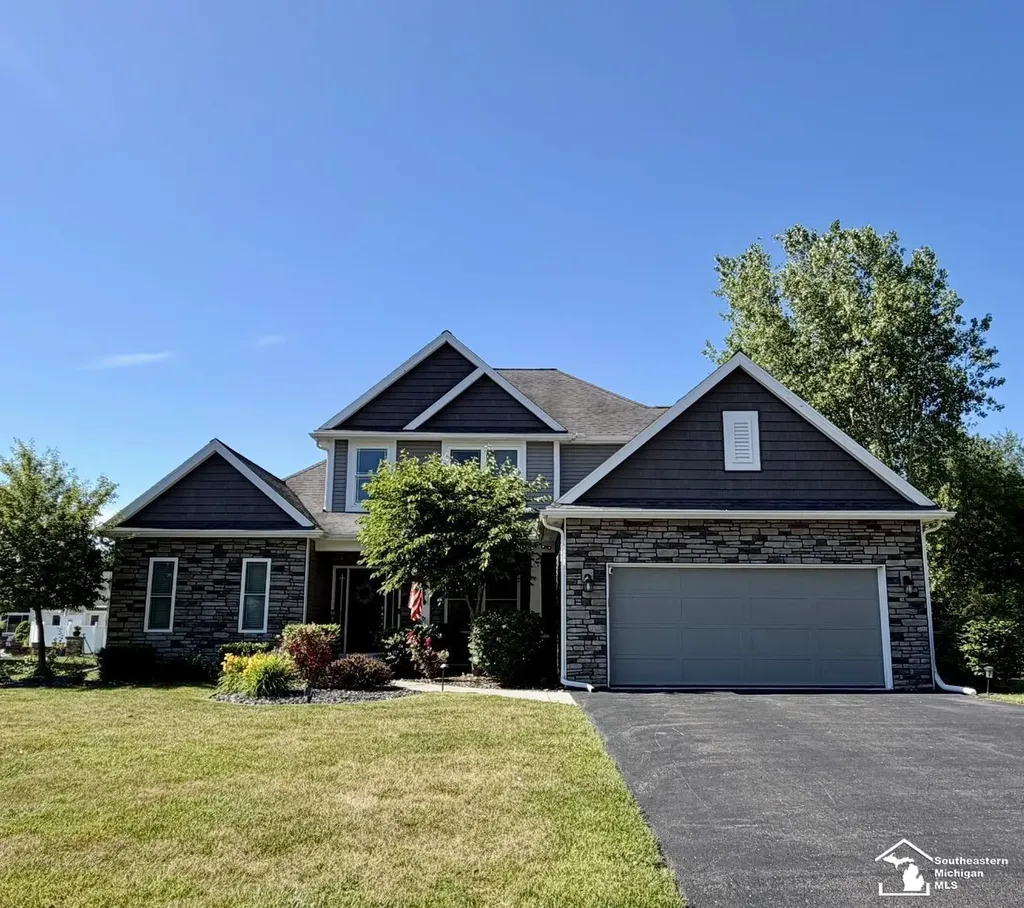 1235 Cascade Drive Unknown City MI 48182