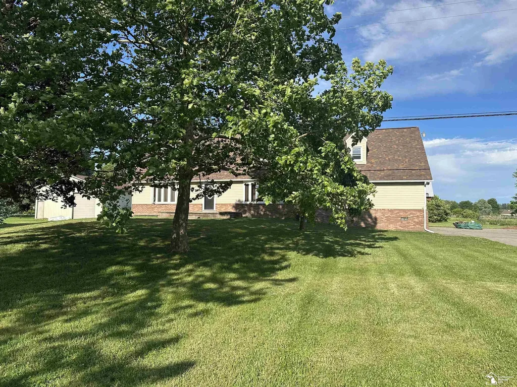 24677 Waltz Road Huron Charter Township MI 48164