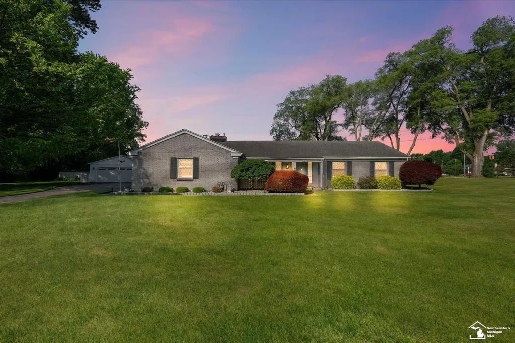 6579 Centennial Drive Bedford Township MI 48182