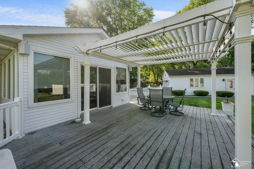 6579 Centennial Drive Bedford Township MI 48182