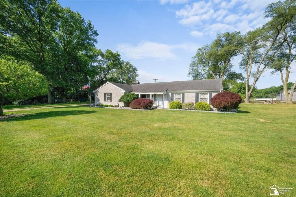 6579 Centennial Drive Bedford Township MI 48182